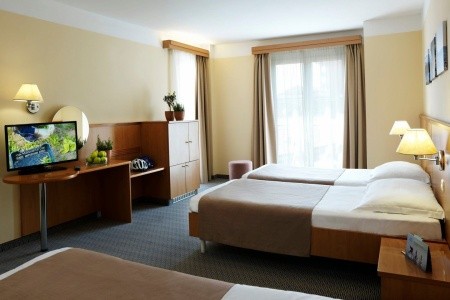 Slovinsko Portorož Act-Ion Neptun 4 dňový pobyt Raňajky Vlastná June 2026 (30/06/26- 3/07/26)