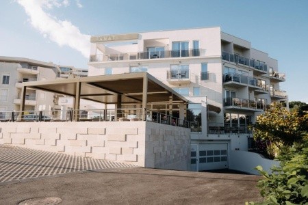 Chorvátsko Split Fanat 14 dňový pobyt Raňajky Letecky Letisko: Praha October 2025 (25/10/25- 7/11/25)