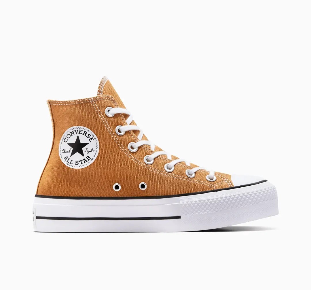 Converse chuck taylor all star lift 40.