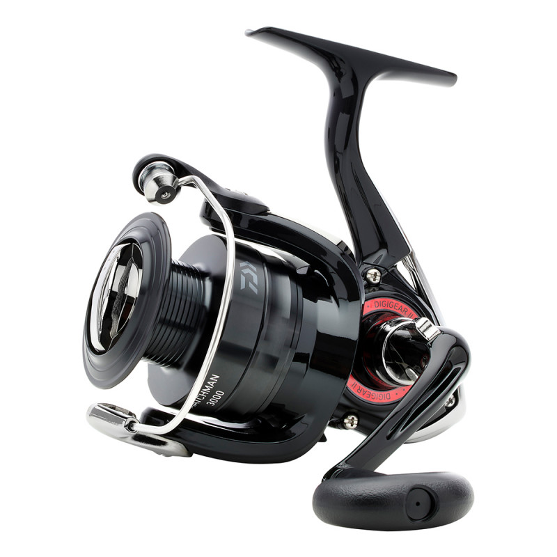 Daiwa navijak 23 matchman 3000.
 •3 guličkové ložiská •Digigear •Infinite Anti-Reverse •Brzdný systém UTD •Krížové navíjanie vlasca •Hliníková cievka • Roľnička Twist Buster