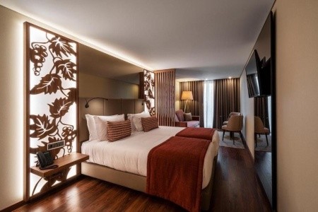 Portugalsko  Turim Oporto 5 dňový pobyt Raňajky Letecky Letisko: Praha November 2025 ( 9/11/25-13/11/25)