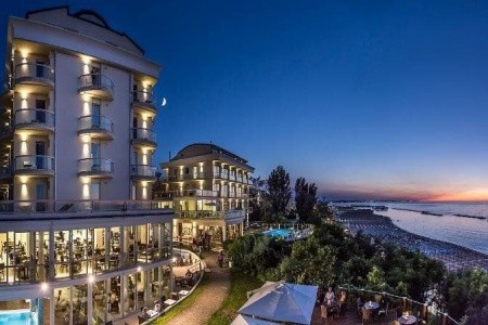 Taliansko Rimini Sans Souci 4 dňový pobyt Raňajky Vlastná August 2026 ( 1/08/26- 4/08/26)