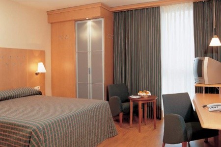 Španielsko Barcelona Nh Porta Barcelona (Sant Just Desvern) 9 dňový pobyt Raňajky Letecky Letisko: Praha October 2025 (17/10/25-17/10/25)