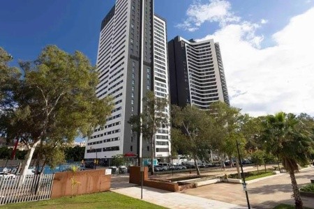 Španielsko Costa Del Sol Hampton By Hilton Malaga Martiricos 8 dňový pobyt Raňajky Letecky Letisko: Viedeň December 2025 (12/12/25-19/12/25)