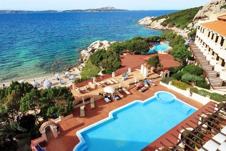 Taliansko Sardínia / Sardegna Grand Smeraldo Beach 11 dňový pobyt Raňajky Letecky Letisko: Praha September 2025 (28/09/25- 8/10/25)