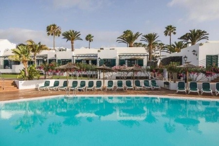 Kanárske ostrovy Lanzarote Costa Sal Suites 8 dňový pobyt Raňajky Letecky Letisko: Viedeň January 2026 (13/01/26-20/01/26)