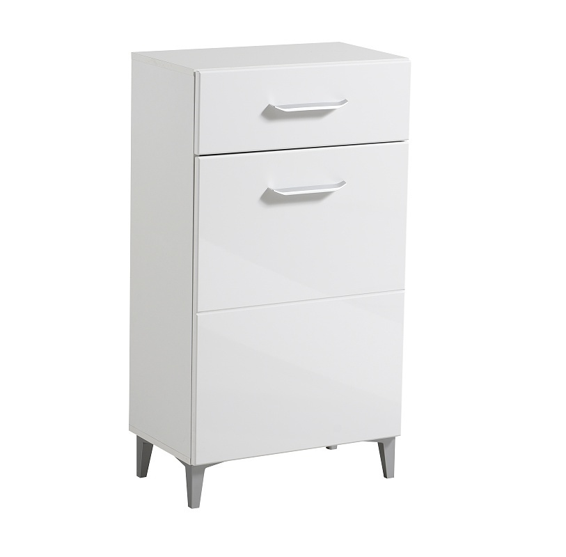 Kombinovaná komoda beatrix - biela.

 

Komoda zapadne do každej miestnosti a záleží tak len na vás, kam sa rozhodnete ju umiestniť.

 

Všetok nábytok patriaci do kolekcie Beatrix nájdete nižšie v súvisiacich produktoch.