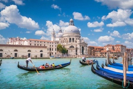 Taliansko Benátky Rigel 5 dňový pobyt Raňajky Letecky Letisko: Viedeň February 2026 (26/02/26- 2/03/26)