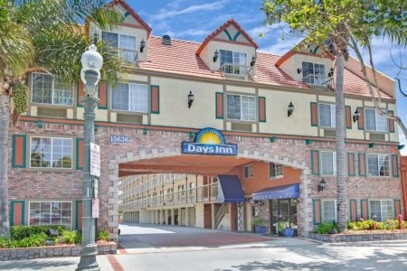 USA California Days Inn South/Manhattan Beach (Los Angeles) 10 dňový pobyt Raňajky Letecky Letisko: Praha October 2025 ( 1/10/25-10/10/25)