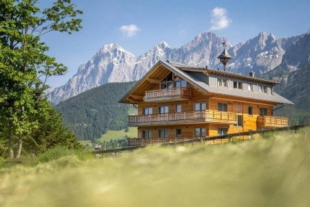 Rakúsko Štajersko Alpine Residence Dachsteinperle 4 dňový pobyt Raňajky Vlastná October 2025 ( 7/10/25-10/10/25)