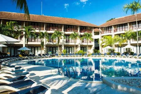 Thajsko Phuket Centara Karon Resort 8 dňový pobyt Raňajky Letecky Letisko: Viedeň February 2026 (26/02/26- 5/03/26)