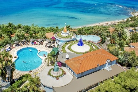 Taliansko Kalábria Villaggio Stromboli 9 dňový pobyt Plná penzia Letecky Letisko: Ostrava August 2026 (13/08/26-21/08/26)