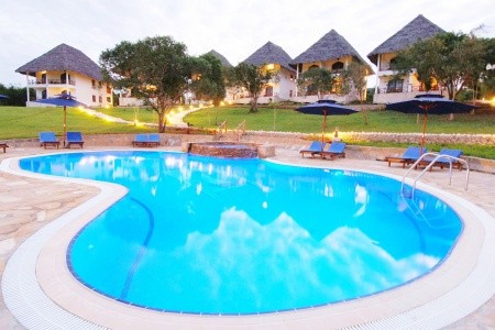 Zanzibar Kiwengwa Bluebay Beach Resort & Spa 8 dňový pobyt Polpenzia Letecky Letisko: Praha January 2026 (31/01/26- 7/02/26)