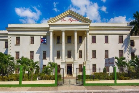 Kuba La Habana (Havana) Islazul San Alejandro 9 dňový pobyt Raňajky Letecky Letisko: Praha May 2026 (27/05/26- 4/06/26)