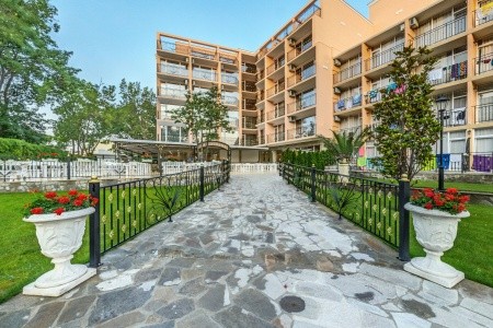 Bulharsko Slnečné Pobrežie Riva Park 15 dňový pobyt All Inclusive Letecky Letisko: Praha July 2026 (30/07/26-13/08/26)