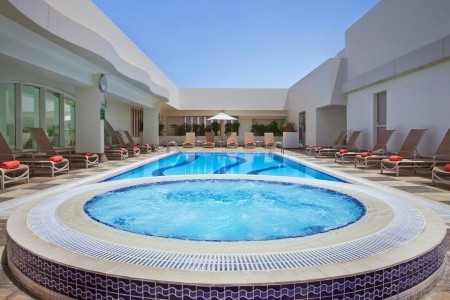 Spojené arabské emiráty Abu Dhabi Al Maha Arjaan By Rotana 8 dňový pobyt Raňajky Letecky Letisko: Praha March 2026 (19/03/26-26/03/26)