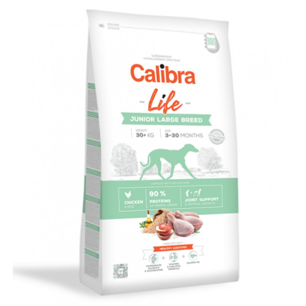 Calibra Dog Life Junior Large Breed Chicken 12 kg - expirácia do 12.9.2025.
 
Hlavné prednosti krmiva:


chondroprotektíva (chondroitín sulfát a glukozamín) vyživujú chrupavku a spomaľujú proces jej opotrebenia
vitamíny a chelátové minerály podporujú správnu funkciu organizmu, prevenciu ochorenia a posilnenie imunitného systému
lososový olej - zdroj nenasýtených mastných kyselín Omega-3 (EPA, DHA) potrebných pre podporu fyziologickej funkcie kože a srsti
lactobacillus acidophilus (inaktivovaný) – funguje ako paraprobiotikum a má pozitívny vplyv na imunitný systém

 

Zloženie:

Kuracie bielkoviny 45 %, ryža 22 %, pivovarská ryža 7 %, hydinový tuk 10 % – konzervovaný tokoferolmi, sušená jablčná dužina 4 %, hydrolyzované hydinové bielkoviny 5 %, kvasnice, hydrolyzovaná kuracia pečeň 2 %, lososový olej 2 %, prebiotiká (mannán-oligosacharidy 150 mg/kg, β-glukány 120 mg/kg, frukto-oligosacharidy 100 mg/kg), glukozamín 300 mg/kg, sušený rozmarín a tymian 250 mg/kg, chondroitín sulfát 200 mg/kg, Yucca schidigera 100 mg/kg, inaktivovaný Lactobacillus acidophilus HA – 122 (15 × 10⁹ buniek/kg).

Analytické zložky:

Hrubý pro