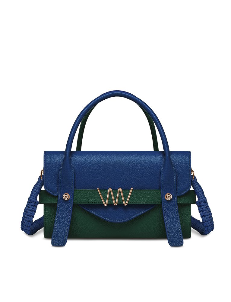 VUCH An-Noor - Émeraude Ciel.

Inverzné farebné prevedenie pre jednoduchú zmenu vzhľadu
Dva oddelené priestory s možnosťou nosenia v ruke alebo cez rameno
Skryté očká dotvárajú po odopnutí popruhu čistý minimalistický vzhľad
Šesť sofistikovaných farebných variant s vlastným príbehom
 VUCH LABORATORY × ANTONIN SIMON
Autor vo svojej kolekcii vychádza z klasických vintage tvarov, ktoré pretvára do moderného poňatia.
Výnimočný štýl kabeliek sprevádzajú tri farebné varianty, ktoré odrážajú názor a energiu majiteľky.