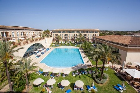 Španielsko Mallorca Grupotel Playa De Palma Suites & Spa 7 dňový pobyt Polpenzia Letecky Letisko: Praha July 2026 (20/07/26-26/07/26)
