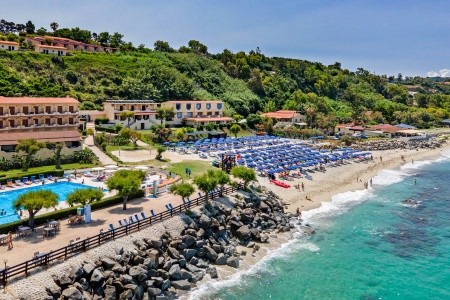 Taliansko Kalábria Villaggio Roller Club 9 dňový pobyt All Inclusive Letecky Letisko: Praha August 2026 (20/08/26-28/08/26)