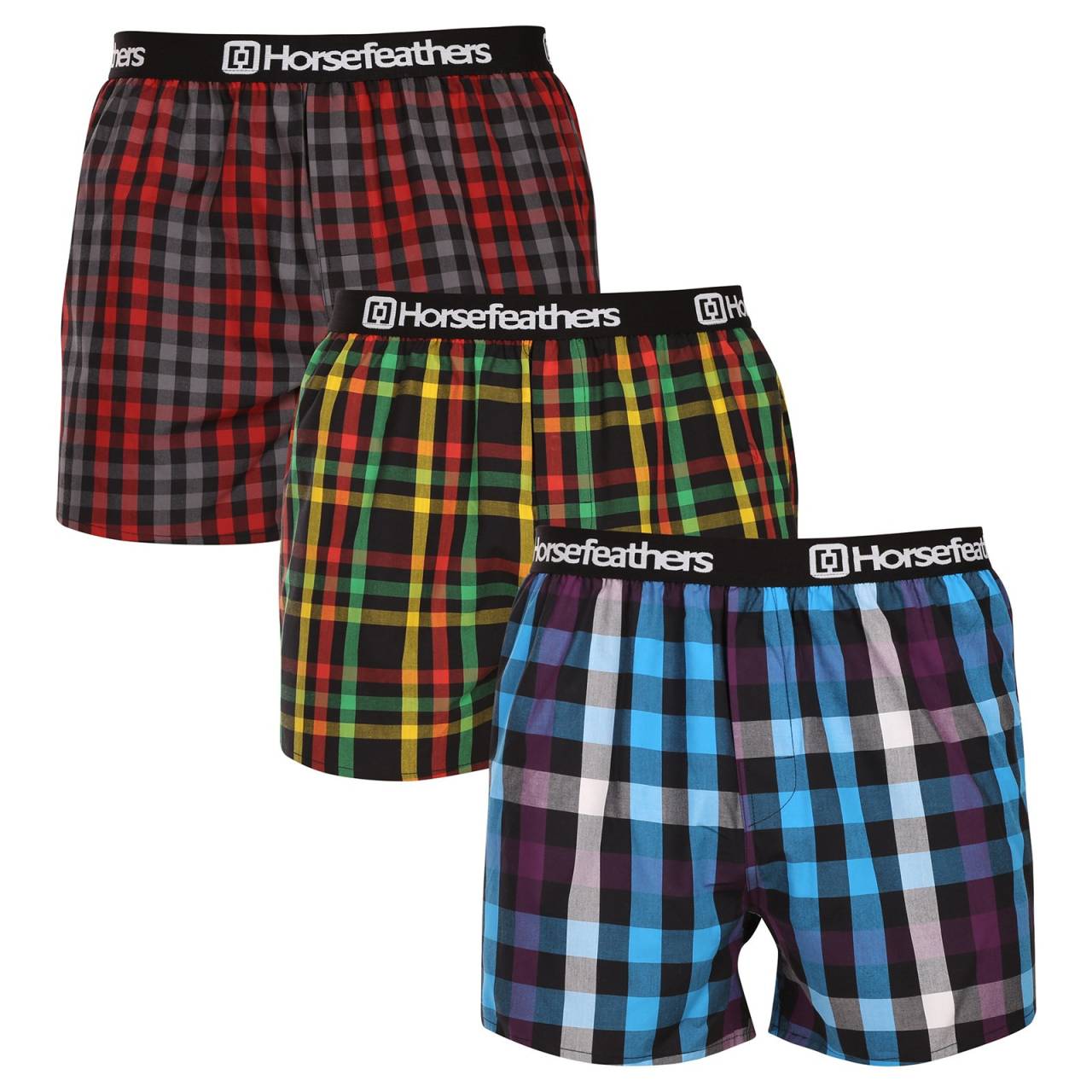 3PACK pánske trenky Horsefeathers Clay Bundle 1 (AM283A) M, trenírky.
Ukážte svoj štýl a zmysel pre humor s pánskymi šortkami Horsefeathers.
Kvalitný materiál pre dokonalé pohodlie
Šortky Horsefeathers sú vyrobené zo 100 % bavlny, čo znamená, že vám ponúknu príjemný pocit na pokožke.
Originálny dizajn a pohodlné nosenie
Každý pár šortiek je vybavený jedinečnou potlačou, ktorá dodá vášmu šatníku štýl a moderný nádych.
Prečo si tieto šortky zamilujete?

Originálne potlače, ktoré dodajú zábavu každému dňu.


Pohodlný materiál a voľný strih pre celodenné pohodlie.


Kvalitné spracovanie od značky Horsefeathers, ktorá je synonymom štýlu a spoľahlivosti.

Pánske šortky Horsefeathers majú štýl
Slovo „horsefeathers“ znamená v angličtine „úplný nezmysel“, ale spodná bielizeň od rovnomennej značky vás presvedčí, že pri jej kúpe žiadny nezmysel nehrozí.
Ako sa starať o svoje nové šortky
Aby ste sa uistili, že vaše šortky zostanú čo najdlhšie v skvelej forme, dodržiavajte tieto pokyny:

Pranie: Perte pri maximálnej teplote 30°C s jemnými pracími prostriedkami.


Sušenie: Sušenie v bubnovej sušičke neodporúčame, aby sa materiál nezrazil alebo nepoškodil potlač.


Žehlenie: Šortky môžete žehliť pri nízkej teplote.

Tip: Staňte sa expertom na údržbu spodnej bielizne vďaka radám v našom článku a doprajte svojim obľúbeným kúskom starostlivosť, akú si zaslúžia.