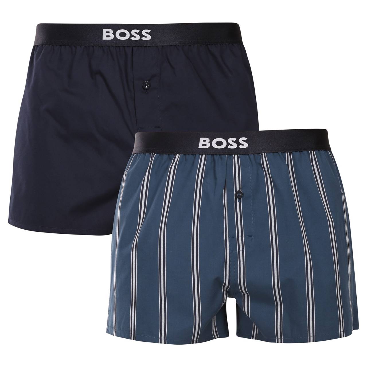 2PACK pánske trenky BOSS viacfarebné (50535781 480) XL, trenírky.
Hľadáte spodnú bielizeň, ktorá v sebe spája eleganciu, maximálne pohodlie a prvotriednu kvalitu?
Prírodná bavlna pre maximálne pohodlie
Šortky sú vyrobené zo 100 % bavlny, ktorá je mäkká, priedušná a príjemná na dotyk.
Štýlový dizajn a pohodlný strih
Šortky BOSS majú klasický voľný strih pre maximálnu voľnosť pohybu a pohodlie.
Prečo si šortky BOSS zamilujete?

100% bavlna pre skvelé pohodlie: Prírodný, priedušný materiál.
Voľný strih pre maximálne pohodlie: Ideálne na bežné nosenie a relaxáciu.
Štýlový dizajn: Klasická farebná schéma pre nadčasový vzhľad.
Vytkávaná guma BOSS: Štýlový prvok dodáva luxusný vzhľad.

Spodnú bielizeň BOSS si obľúbia všetci štýloví muži.
Značka BOSS vznikla odčlenením od známeho výrobcu oblečenia Hugo Boss ako línia výrobkov pre mužov, ktorí majú radi kvalitné kúsky a nadčasový vzhľad.
Ako sa starať o šortky?

Pranie: Perte pri teplote maximálne 30 °C, aby ste zachovali mäkkosť materiálu.
Sušte: Môžete použiť sušičku, ale len na nižšiu teplotu.
Žehlenie: Šortky môžete žehliť pri strednej teplote.

Tip: Nájdenie obľúbenej spodnej bielizne môže byť beh na dlhé trate, preto chceme, aby vaše obľúbené kúsky dlho vydržali.