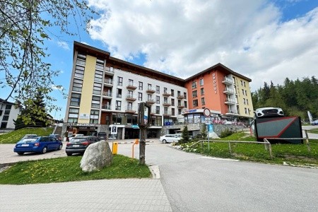 Slovensko Vysoké Tatry Crocus 3 dňový pobyt Polpenzia Vlastná April 2026 ( 9/04/26-11/04/26)