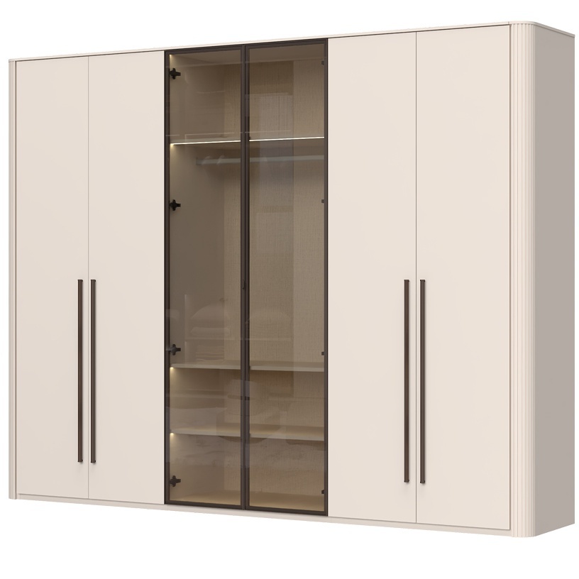 Šesťdverová šatníková skriňa s osvetlením a dvoma presklenými dverami.

 

Interiér skrine je premyslený do posledného detailu; ponúka textilný dekor a police s integrovaným osvetlením, ktoré elegantne vystavia vaše obľúbené kúsky. Vnútorné LED osvetlenie rovnomerne presvetľuje celú skriňu, čo vám umožní ľahko nájsť, čo hľadáte, aj bez rozsvietenia hlavného svetla.

 

Renfri nie je len šatníková skriňa; je to dizajnový prvok, ktorý harmonicky prepája vzhľad s praktickými detailmi pre každodenný komfort. Jemný mat v kašmírovej farbe pôsobí nadčasovo, zatiaľ čo hnedé sklo a kovové úchytky s imitáciou kože pridávajú nádych intimity a vizuálnej čistoty. LED osvetlenie potom podčiarkuje atmosféru spálne.

 

Skriňu ľahko zladíte s ďalšími prvkami kolekcie Renfri a vytvoríte harmonický celok v jednotnom kašmírovom odtieni s akcentom Midnight Copper.

 

Rozmery šatníkovej skrine Renfri sú 288x225x56cm (š,v,h).

 

Ďalší nábytok z kolekcie Renfri nájdete v súvisiacich produktoch.