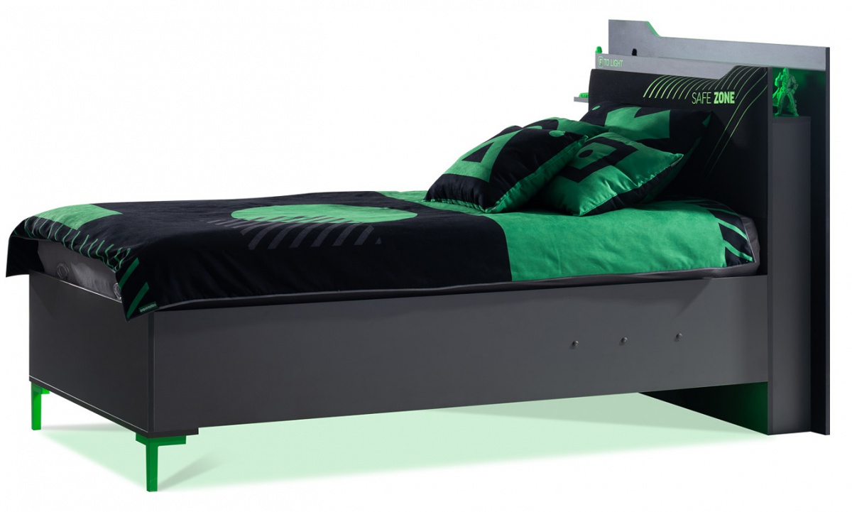 Posteľ s úložným priestorom 120x200 cm diego - čierna, zelená.

 

Je vyrobená z kvalitnej 18mm drevotriesky (lamina), čo zaručuje dlhú životnosť a pevnosť konštrukcie.

 

Čalúnené čelo s jemnou výšivkou dopĺňajú dve praktické vrecká na uloženie kníh, časopisov alebo telefónu. Dvojdielna polica za čelom postele ponúka navyše ďalšiu odkladaciu plochu.

 

Pre modernú (a hernú) atmosféru je posteľ vybavená RGB LED osvetlením – ovládaným dotykom – umiestneným pod posteľou a za čelom. Môžete si tak jednoducho nastaviť podsvietenie presne podľa aktuálnej nálady. Integrovaná USB nabíjačka sa postará o vaše zariadenia, takže budete mať všetko potrebné vždy po ruke.

 

15 cm vysoké ABS nohy umožňujú pohodlné čistenie aj pod posteľou, čo výrazne uľahčí celkovú údržbu izby.

 

Posteľ Diego je ideálnou voľbou pre študentské a herné izby, kde sa spája pohodlie, funkčnosť a štýl.

 

Posteľ je dodávaná s výklopným roštom a úložným priestorom, bez matraca!

 

Rozmery postele sú 151 × 125 × 220 cm (š,v,h).

 

Ďalší nábytok z kolekcie Diego nájdete v súvisiacich produktoch nižšie.