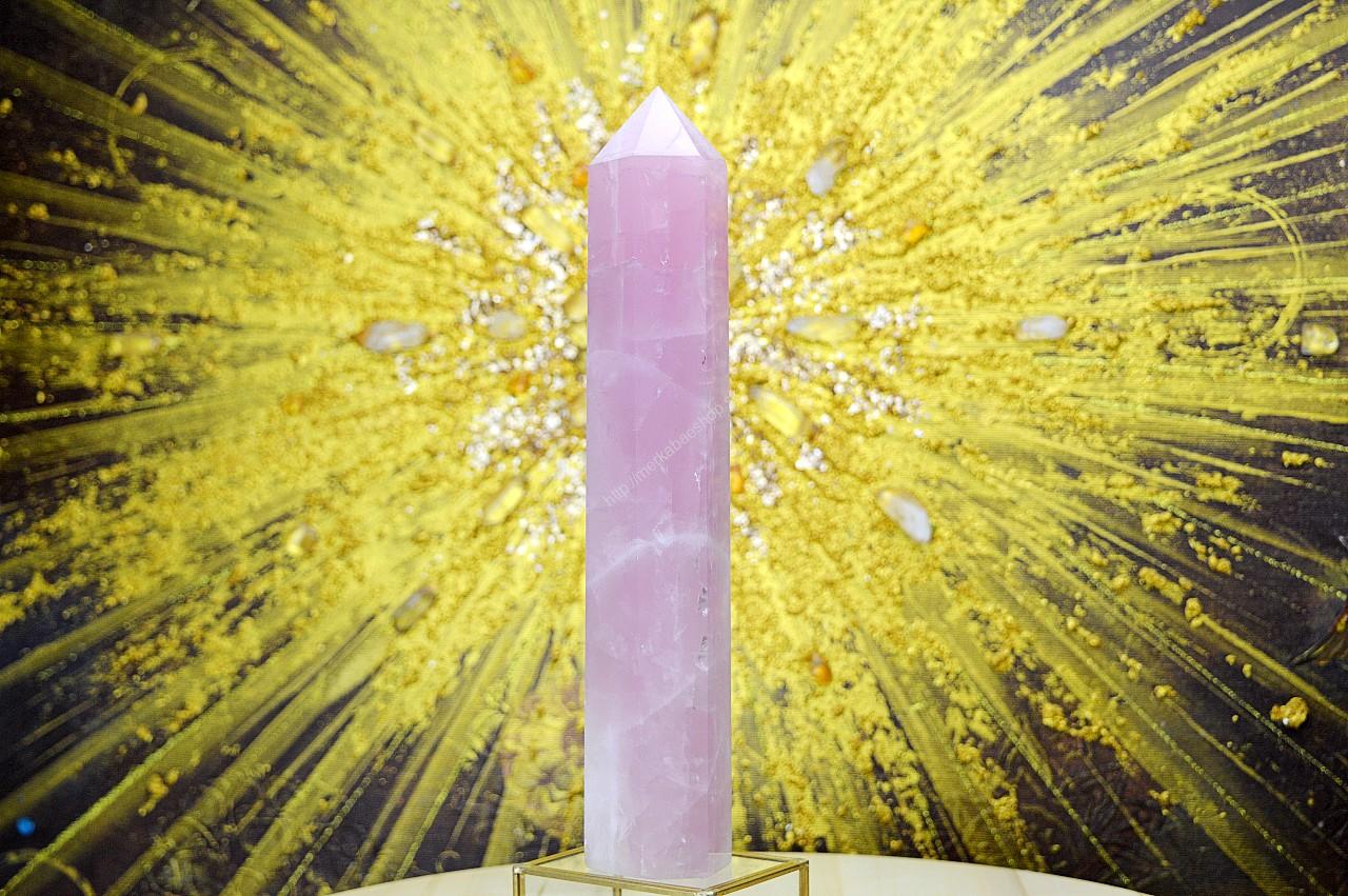 Majstrovský Obelisk Brána do Srdca RUŽENÍN #8 - 26cm Extra Kvalita Vhodný ako meditačná alebo liečebná pomôcka.

Afirmácia: Bezpodmienečne sa Milujem


Ruženín – kameň lásky a vzťahov.