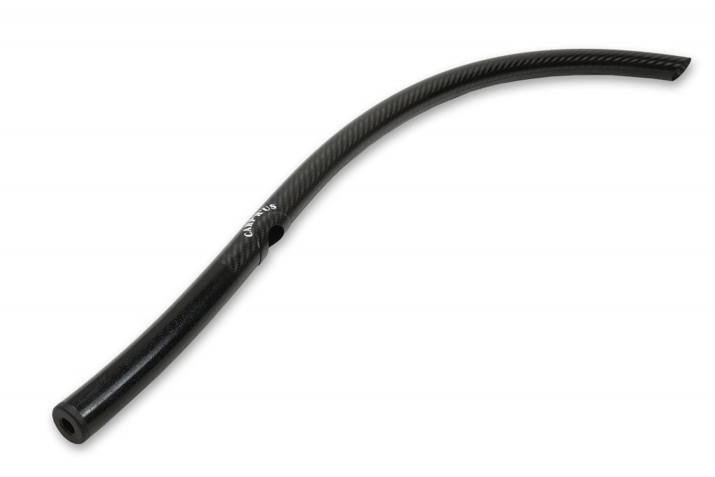 Carp´r´us vnadíaca kobra carbon sky sword superfast.
 Vrhacia tyč s rezervou pojme boilies s priemerom 24 mm všetkých výrobcov aj kvalít.
 Bezkonkurenčne najnižšia váha zo všetkých vrhacích tyčí na trhu umožní úplne presné a dlhé hody bez únavy, aj keď kŕmite veľkým množstvom boilies.
 Vlastnosti produktu •vyrobená technológiou Low resin CFR-Ultimate •dlhšia verzia carbon sky sword •otvor nad rukoväťou, vďaka ktorému sa razantne zvýši vaša rýchlosť zakrmovania •vnútorný priemer takmer 29 mm •bezkonkurenčná váha – 57 g •zosilnená rukoväť a špička •unikátny „snake skin“ povrch •ručne vyrábané v EÚ •najvyššia možná kvalita 
 Súčasťou je polstrovaný obal pre maximálnu ochranu.