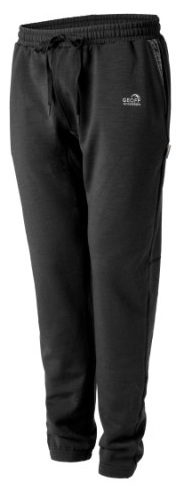 Geoff anderson tepláky wizwool 335 čierne - xl.
 Tieto nohavice sú vyrobené výlučne z vlákien s certifikátom Woolmark a majú konštrukciu 335 GSM s hrúbkou 18,5 mikrónov, ktorá poskytuje dokonalú kombináciu mäkkosti, tepla a odolnosti.
 Vďaka elastickej a odolnej štruktúre umožňujú tepláky WizWool 335 úplnú slobodu pohybu a zároveň si zachovávajú svoj tvar a pohodlie.
 Tepláky WizWool 335 sú vyvinuté tak aby sa dali použiť pod broďákmi alebo pod nepremokavými nohavicami, majú veľmi pekný dizajn a sú skvelé na každodenné nosenie ako pohodlné tepláky.
 Dôvody na kúpu tepláky Geoff Anderson WizWool 335 čierne: •Regulácia pása sťahovacou šnúrkou •2 vrecká na kľúče od auta so zipsami YKK® •2 šikmé vrecká • Elastické - pohodlné na nosenie •Ploché elastické švy •Udržuje teplo aj za mokra • Super jemná merino vlna 15,5 a 18,5 mikrónov •Priedušné •Šetrné k pokožke •Rýchloschnúci •Termoregulácia •Redukuje zápach •Nezráža sa •Zvýšená odolnosť a pružnosť •Navrhnuté v Dánsku