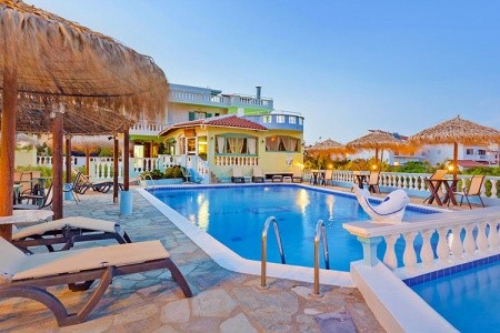 Grécko Samos Kokkari Beach 10 dňový pobyt Polpenzia Letecky Letisko: Praha June 2026 (23/06/26- 2/07/26)