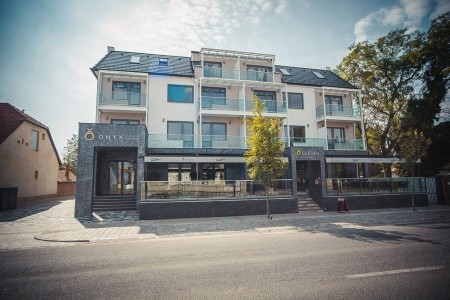 Maďarsko Západné Zadunajsko Onyx Luxury 4 dňový pobyt Raňajky Vlastná May 2026 ( 1/05/26- 4/05/26)