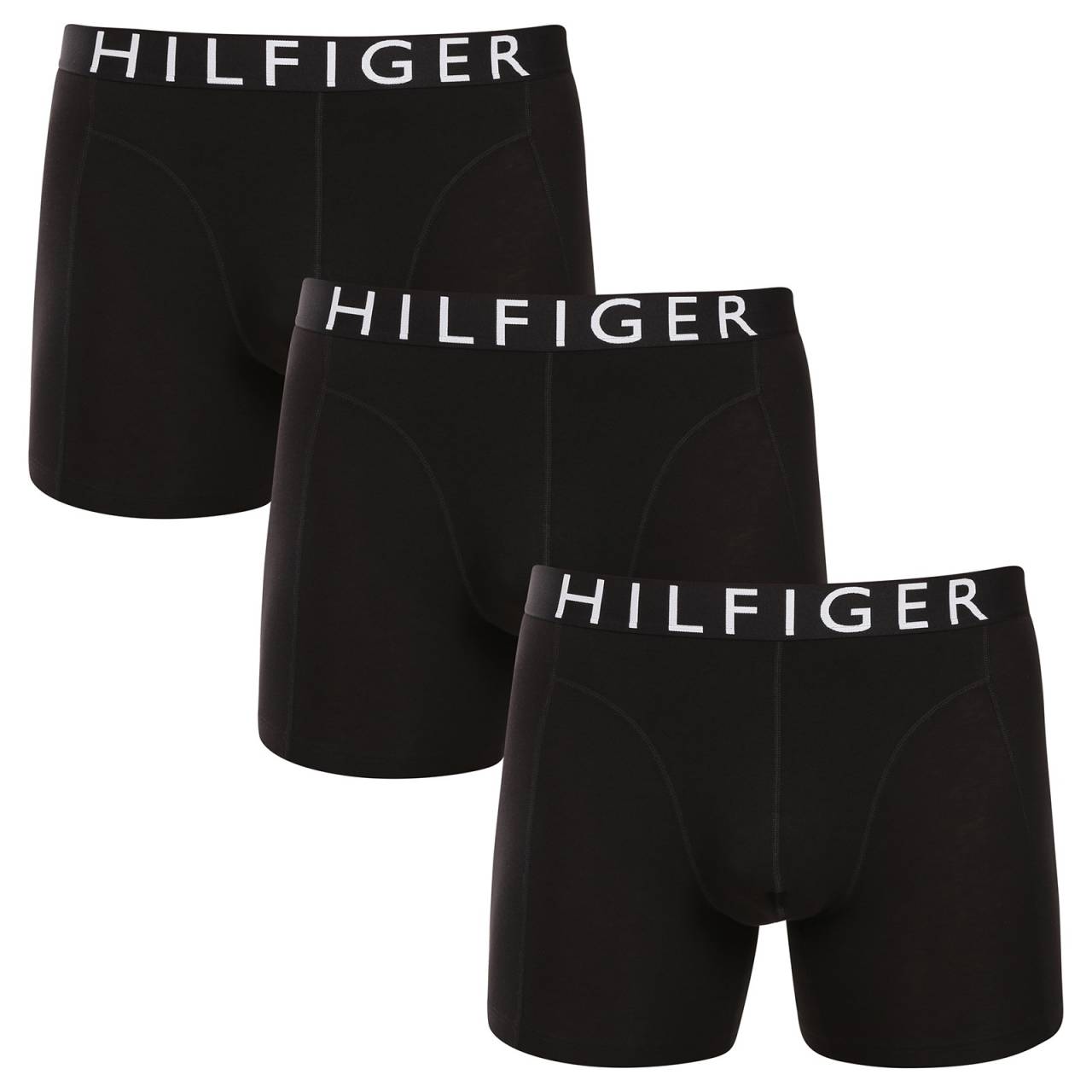 3PACK pánske boxerky Tommy Hilfiger čierné (UM0UM03690 0XK) L, trenky.
Doprajte si nadčasový štýl a špičkový komfort s pánskymi boxerkami od značky Tommy Hilfiger.
Prémiový materiál pre maximálne pohodlie
Boxerky Tommy Hilfiger sú vyrobené z jemnej, na dotyk veľmi príjemnej bavlny s prímesou elastanu, ktorý im dodáva pružnosť a dlhú životnosť.
Ikonyický štýl a precízny strih
Boxerky majú dlhšie nohavičky, ktoré sa nevyhrávajú a poskytujú dostatočné zakrytie a komfort.
Prečo by vám boxerky Tommy Hilfiger nemali chýbať

Prémiová bavlna s elastanom: Mäkká, priedušná a pohodlná na celodenné nosenie.
Dlhšie nohavičky a vyšívaný guma: Stabilita, štýl a žiadne rolovanie.
Elegantný a nadčasový dizajn: Skvelé na každodenné aj špeciálne príležitosti.

Spodná bielizeň Tommy Hilfiger je zárukou najvyššej kvality
Značka Tommy Hilfiger sa stala ikonou amerického obliekania pred takmer 40 rokmi a jej farebnosť v odtieňoch modrej, červenej a bielej je rozpoznateľná na prvý pohľad.
Ako sa starať o boxerky Tommy Hilfiger

Pranie: Per na 30 °C.
Sušenie: Boxerky možno sušiť v sušičke pri nízkej teplote.
Žehlenie: V prípade potreby je možné ich žehliť na nižšiu teplotu.

Tip: Nájdenie ideálneho kúsku spodnej bielizne môže byť niekedy náročné.