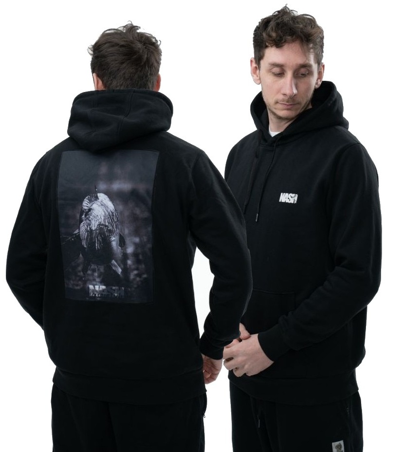 Nash mikina make it happen trophy hoody black - l.
 Špecifikácia: • mäkký fleecový materiál s brúsenou vnútornou stranou •väčšia kapucňa s tromi panelmi a kríženým výstrihom •silnejšia podšívka kapucňa pre lepšiu tepelnú izoláciu •priestranné klokanie vrecko alebo predné vrecká s rebrovanými okrajmi •dvojité prešívanie pre vyššiu odolnosť a kvalitné spracovanie • plochá sťahovacia šnúrka s herringbone vzorom a značkovými zakončeniami • zloženie: 60% bavlna, 40% polyester