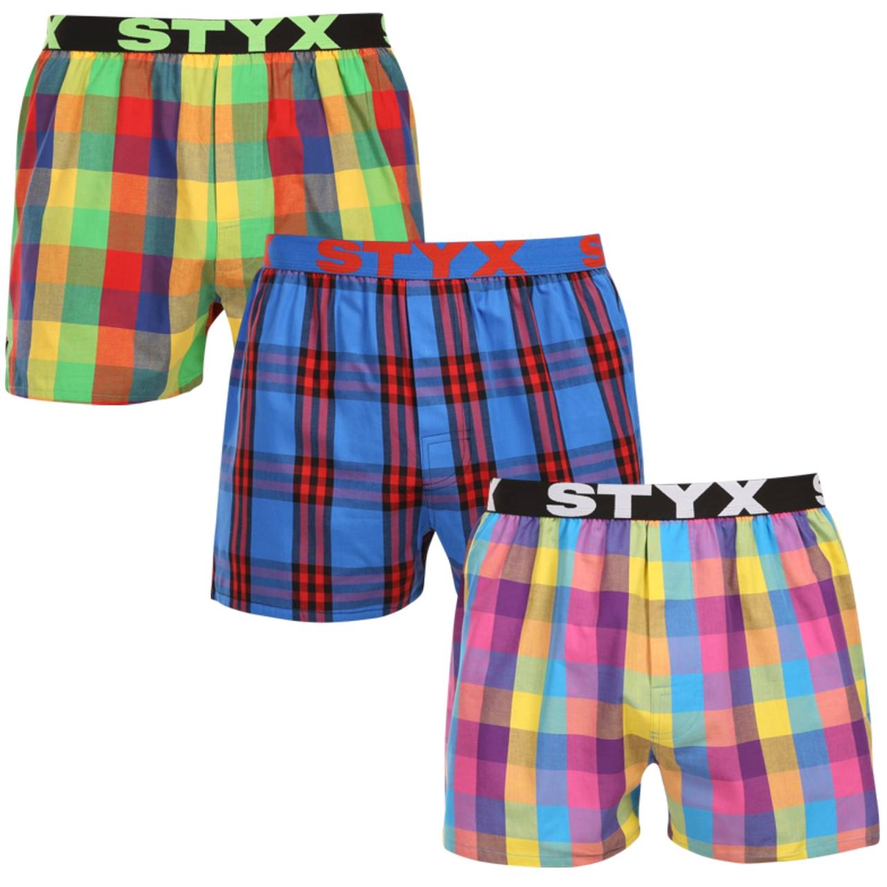 3PACK pánske trenky Styx športová guma viacfarebné (3B010205) XL, trenírky.
Hľadáte šortky, ktoré v sebe spájajú štýl, pohodlie a prvotriednu kvalitu?
Vysokokvalitná bavlna pre dokonalé pohodlie
Šortky sú vyrobené z prvotriednej 100 % bavlny, ktorá je nielen mäkká na dotyk, ale aj úžasne priedušná.
Klasický strih a moderný vzhľad
Vďaka voľnému strihu sa v týchto šortkách budete cítiť úplne pohodlne, pretože poskytujú dostatok priestoru na prirodzený pohyb.
Prečo by ste určite mali vyskúšať šortky Styx

100 % bavlna pre maximálne pohodlie: Šortky sú vyrobené z vysokokvalitnej bavlny, ktorá je mäkká, priedušná a jemná k pokožke, čo zaručuje pohodlie počas celého dňa.
Športový tkaný elastický: Pevná, ale pohodlná guma s logom Styx drží šortky na mieste bez nepríjemného zarezávania alebo uvoľňovania.
Česká výroba a kvalitné spracovanie: Styx je tradičná česká značka, ktorá sa pýši precíznym spracovaním, odolnosťou a dlhou životnosťou výrobkov.

Česká značka Styx ponúka zábavu aj prvotriednu kvalitu
Spodnú bielizeň Styx si obľúbia najmä tí, pre ktorých je dôležitá individualita.
Ako sa starať o šortky Styx?
Aby ste si šortky udržali dlho v skvelej kondícii, odporúčame dodržiavať tieto tipy.

Pranie: Odporúčame prať pri teplote 30 °C, aby si bavlna zachovala svoju mäkkosť a farby zostali sýte.
Sušička: Sušenie v sušičke sa neodporúča, aby sa materiál nezrazil.
Žehlenie: Bavlnu je možné žehliť, ale odporúča sa nižšia teplota, aby nedošlo k poškodeniu látky.

Tip: Staňte sa expertom na údržbu spodnej bielizne vďaka radám v našom článku a doprajte svojim obľúbeným kúskom starostlivosť, ktorú si zaslúžia.