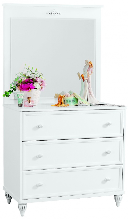 Komoda so zrkadlom ema - biela.

 

Komoda Ema sa skladá z troch priestranných zásuviek.

 

Toaletný stolík Ema je vyrobená z kvalitného lamina a MDF.

 

Rozmery komody so zrkadlom Ema sú 90x163x50cm (š, v, h).

 

Všetok nábytok patriaci do kolekcie Ema nájdete nižšie v súvisiacich produktoch.