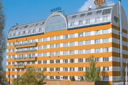 Česká republika Praha a okolie Wellness Hotel Step 6 dňový pobyt Raňajky Vlastná April 2026 (24/04/26-29/04/26)