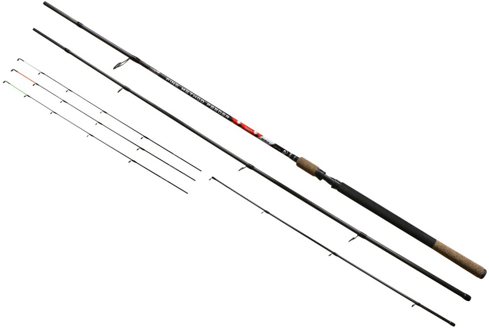 Carp expert prút fine method feeder 3,3 m 90 g.
 Fine Method Feeders sú vyrobené z karbónového materiálu IM12, takže ide o pozoruhodne ľahké, schopné prúty, ktoré sa samozrejme nezľaknú ani väčších rýb.
 Prút má najčastejšie používané skrutkové sedlo navijaka.
 S výrobou SIC očiek sa umožnilo použitie vložiek do očiek, ktoré sú elegantnejšie, tenšie av neposlednom rade výrazne jednoduchšie ako predchádzajúce typy.
