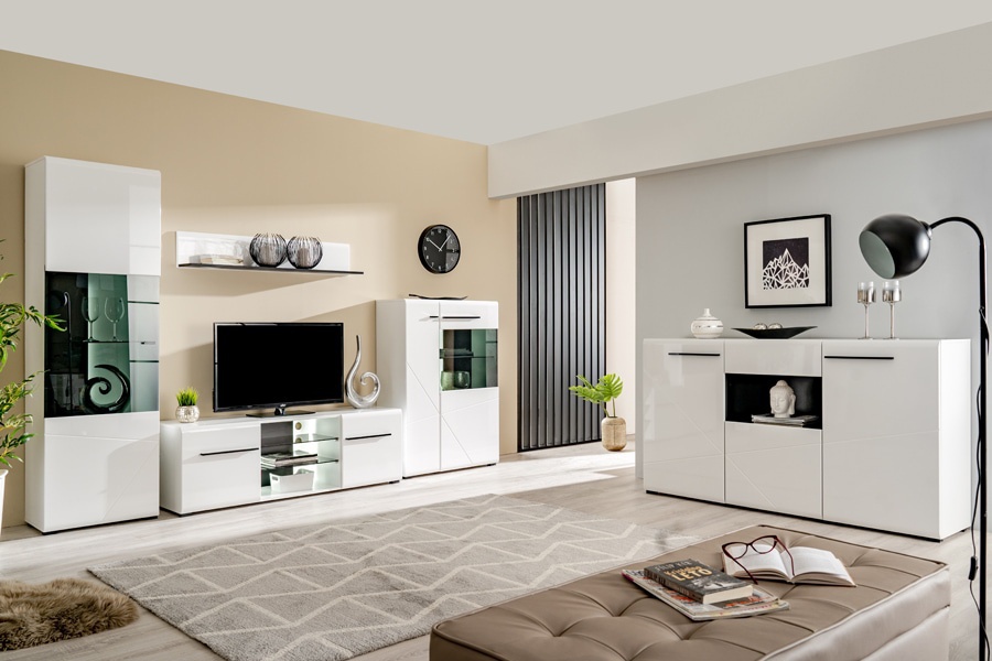 Obývacia zostava s osvetlením heber - biela/čierna.

 

Obývacia zostava Heber sa skladá z týchto dielov: 

- vitrína vysoká s osvetlením (58x190x35cm - š, v, h)

- vitrína široká s osvetlením (87,5x124x35cm - š, v, h)

- televízny stolík s osvetlením (150x49,5x41,5cm - š, v, h)

- nástenná polica (120x22x19,5cm - š, v, h)

- komoda (173x96,5x41,5cm - š, v, h)

 

Do širokej vitríny pohodlne umiestnite dekorácie, knihy alebo iné doplnky.

 

Kolekcia Heber je variabilný, tzn.