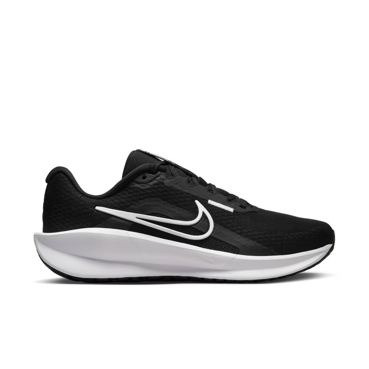Nike Downshifter 13 Womens Road Running Shoes 40,5.