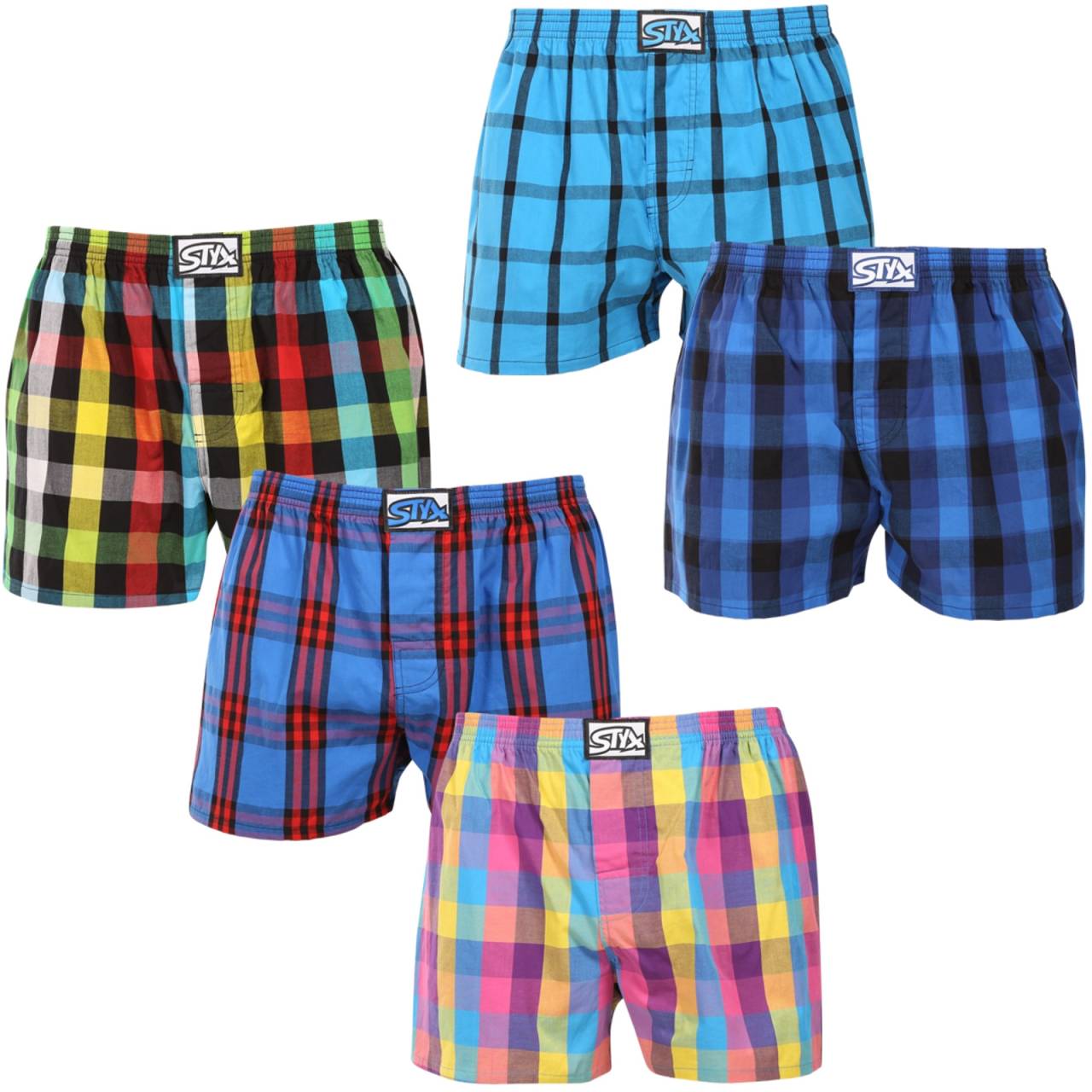 5PACK pánske trenky Styx klasická guma nadrozmer viacfarebné (5E0112346) 5XL, trenírky.
Doprajte si štýl a pohodlie s pánskymi šortkami Styx v pestrých farbách a originálnom dizajne.
Mäkký materiál pre celodenné pohodlie
Šortky Styx sú vyrobené zo 100 % bavlny, ktorá ponúka mäkkosť a priedušnosť aj pri celodennom nosení.
Originálny dizajn a pohodlné nosenie
Šortky Styx vnesú do vášho šatníka hravosť a jedinečný štýl vďaka odvážnym farbám a originálnym potlačiam.
Prečo si zaobstarať šortky Styx?

Vyrobené v Českej republike s dôrazom na kvalitu a precíznosť.


Materiál zo 100 % bavlny pre mäkkosť a pohodlie.


Originálne a zábavné vzory, ktoré vás odlíšia.

Kvalita z Českej republiky, to je spodná bielizeň Styx
Spodná bielizeň Styx sa kompletne vyrába v Českej republike.
Ako sa starať o šortky Styx
Ak chcete zachovať kvalitu a pohodlie svojich šortiek, postupujte podľa týchto pokynov:

Pranie: Perte pri maximálnej teplote 30 °C, aby ste zachovali intenzívne farby a mäkkosť bavlny.


Sušenie: Neodporúčame sušenie v bubnovej sušičke, radšej ich nechajte voľne uschnúť na vzduchu.


Žehlenie: Šortky môžete žehliť pri nízkej teplote, aby mali hladký vzhľad.

Tip: Staňte sa expertom na údržbu spodnej bielizne vďaka tipom v našom článku a doprajte svojim obľúbeným kúskom starostlivosť, akú si zaslúžia.