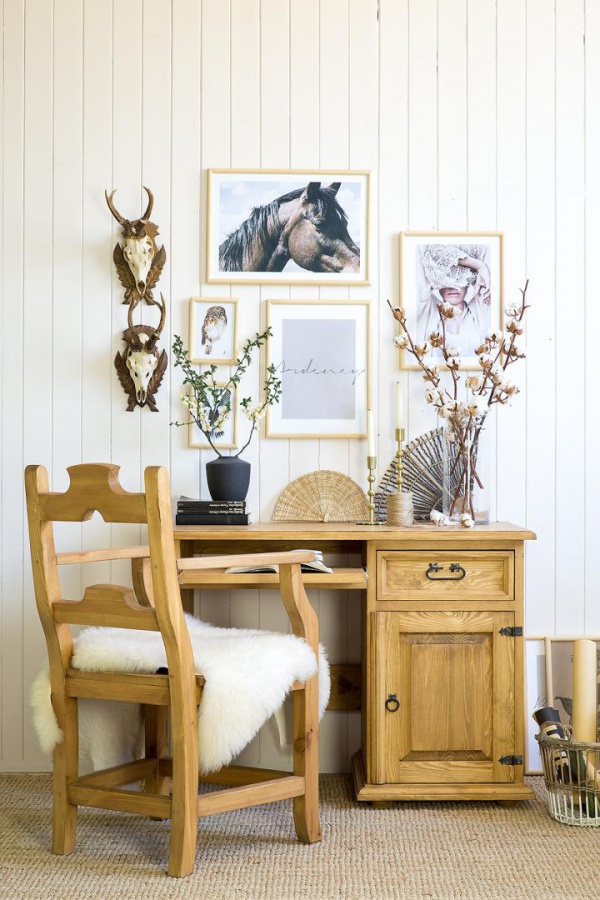 Písací stôl z masívu bik 01b sedliacky - k17 biely vosk.