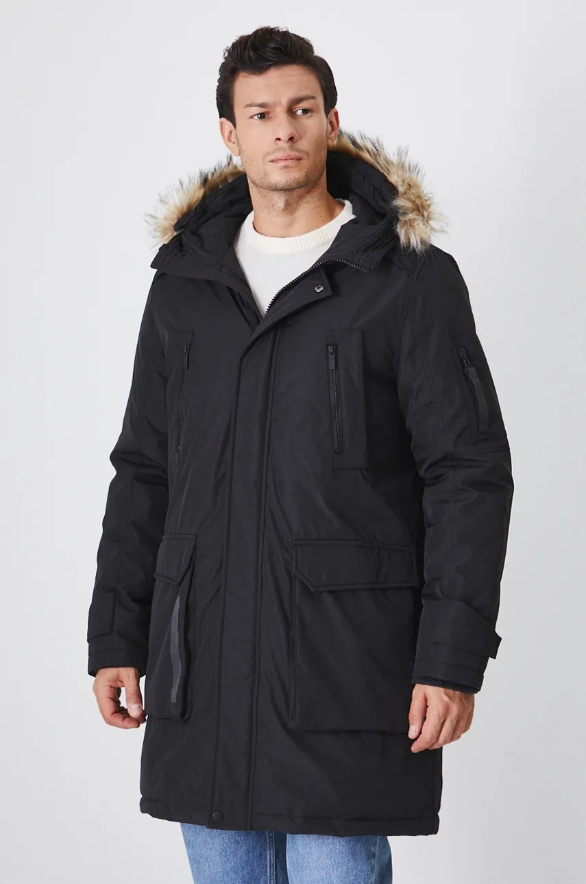Bunda Medicine pánska, čierna farba, zimná.