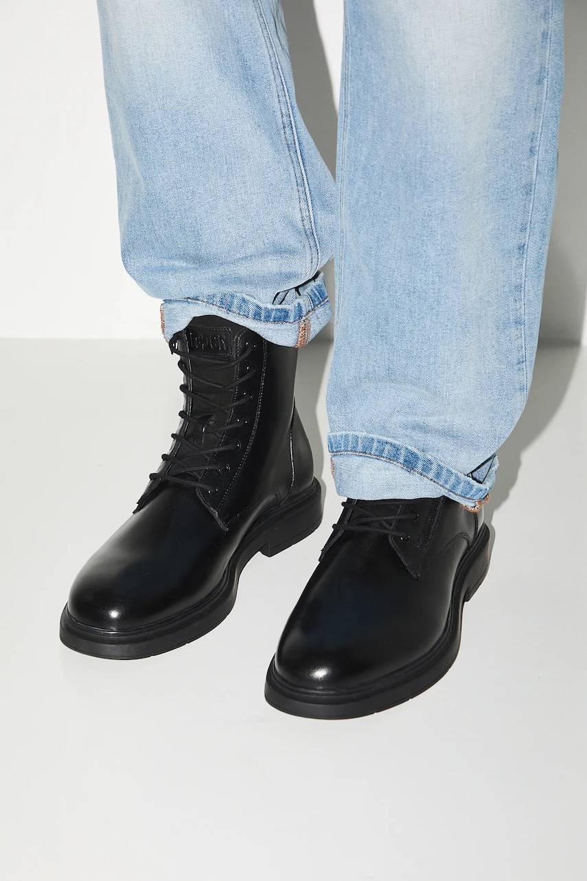 Kožené vysoké topánky Medicine.