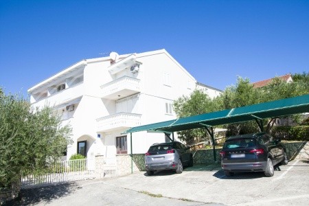 Chorvátsko Severná Dalmácia Apartmány 1355-7492 8 dňový pobyt Bez stravy Vlastná September 2026 (12/09/26-19/09/26)