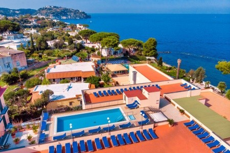 Taliansko Ischia Cristallo Palace Terme 8 dňový pobyt Polpenzia Letecky Letisko: Praha August 2026 (15/08/26-22/08/26)