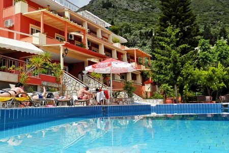 Grécko Lefkada Poseidonio B 13 dňový pobyt Polpenzia Letecky Letisko: Praha August 2026 ( 8/08/26-20/08/26)