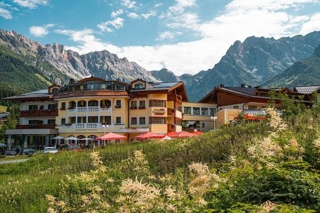 Rakúsko Salzbursko Berg & Spa Urslauerhof 5 dňový pobyt Polpenzia Vlastná March 2027 (13/03/27-17/03/27)